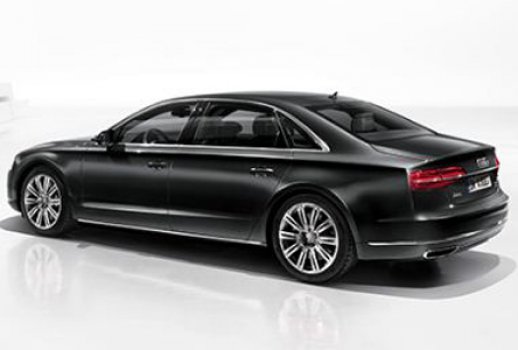 Audi A8 60 (4.0L) TFSI quattro tipronic  Price in Japan