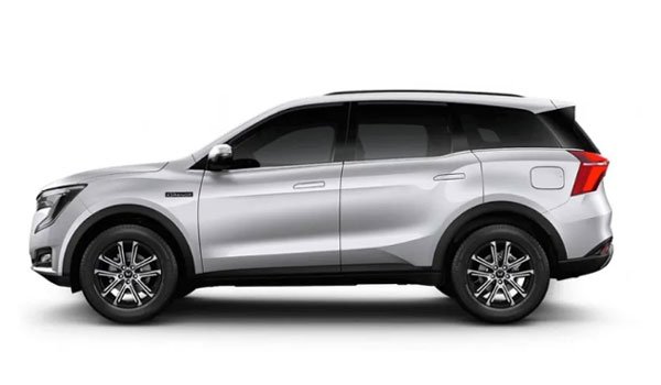 Mahindra XUV700 AX7 AWD Diesel AT 2023 Price in Japan