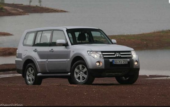 Mitsubishi Pajero 3.5L 5-door Basic 2017 Price in United Kingdom