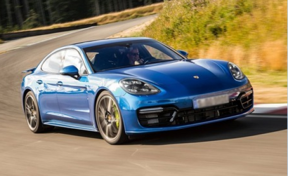 Porsche Panamera 2019 Price in Vietnam