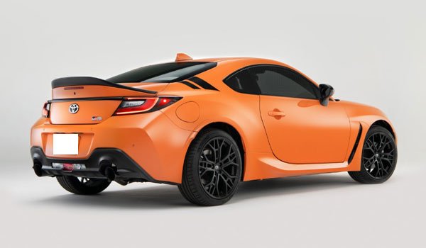 Toyota 86 Premium 2023 Price in Italy