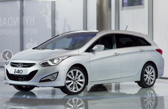 Hyundai i40 2.0 GDi GL Price in Pakistan