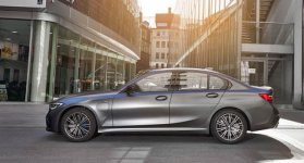 BMW 330e 2021