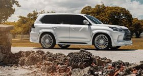 Lexus LX 570 Two Row 2023 Lexus LX 570 Two Row 2023