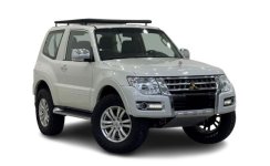 Mitsubishi Pajero 3.8L 3-door