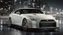 Nissan GT R PURE EDITION 