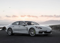 Porsche Panamera 4 E-Hybrid 2018