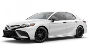 Toyota Camry Hybrid XLE 2023