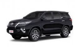 Toyota Fortuner 4x2 AT Petrol 2022