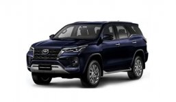 Toyota Fortuner 4x2 MT Petrol 2022 Toyota Fortuner 4x2 MT Petrol 2022