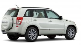 Suzuki Vitara DLX 